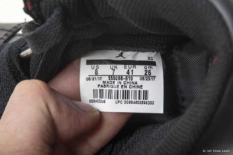 555088-610 Bred Jordan Retro Toe 1 High Air OG 0407